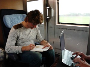 Schreiben in einem Zug_Auf dem Weg zum Blogeintrag_Foto Anne Kirschbaum